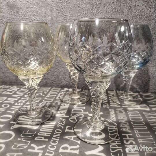 Бокалы, фужеры цветное стекло