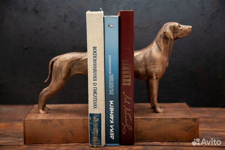 Держатель для книг Собака