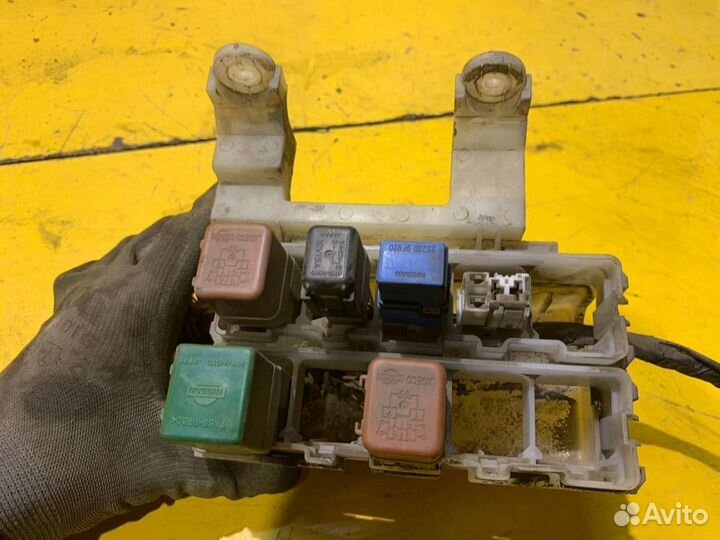 Блок предохранителей Nissan Almera N16 2002-2006