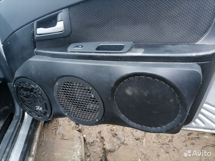 Дверные карты Приора 1 обмен