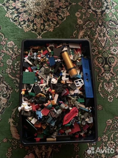 Lego целый ящик
