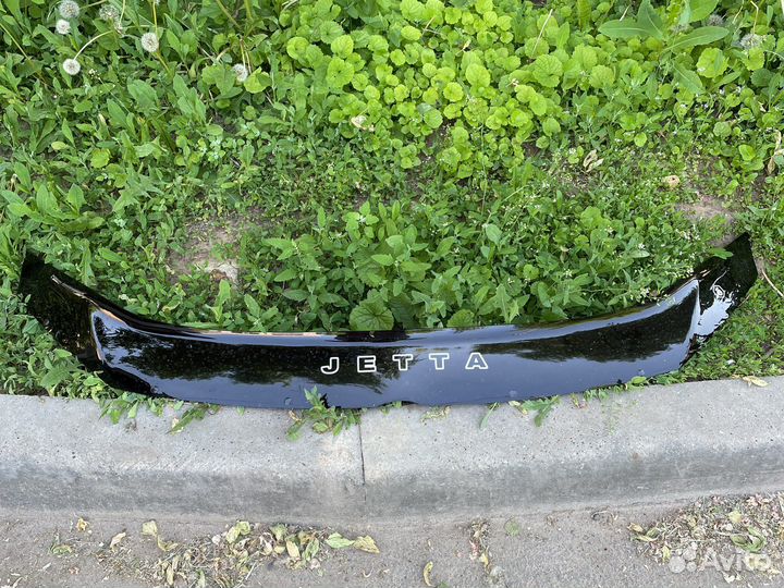 Продаю спойлер