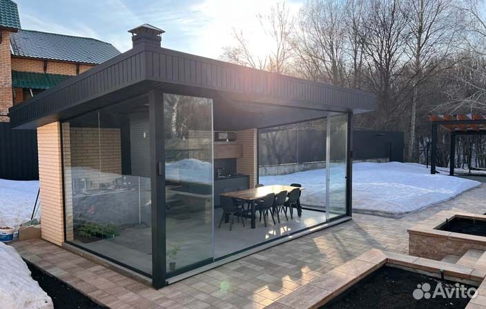 Безрамное остекление в день обращения