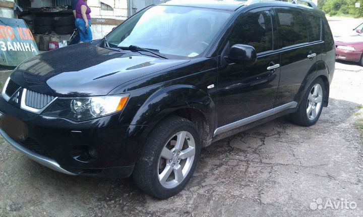 Митсубиси Аутлендер хл в разборе