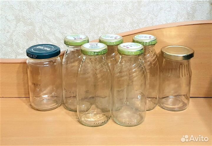 Баночки (детское питание) с крышками + бутылочки