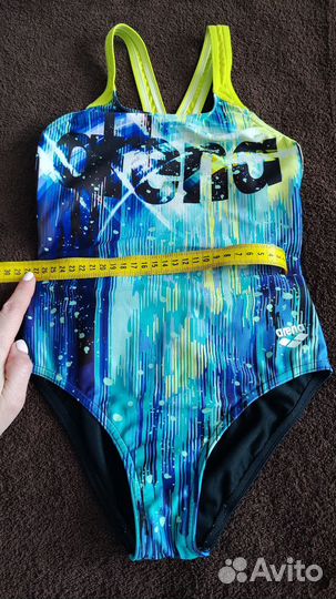 Купальник для девочки спортивный на 6- 7-8 лет