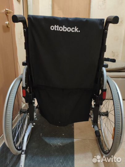 Инвалидная коляска