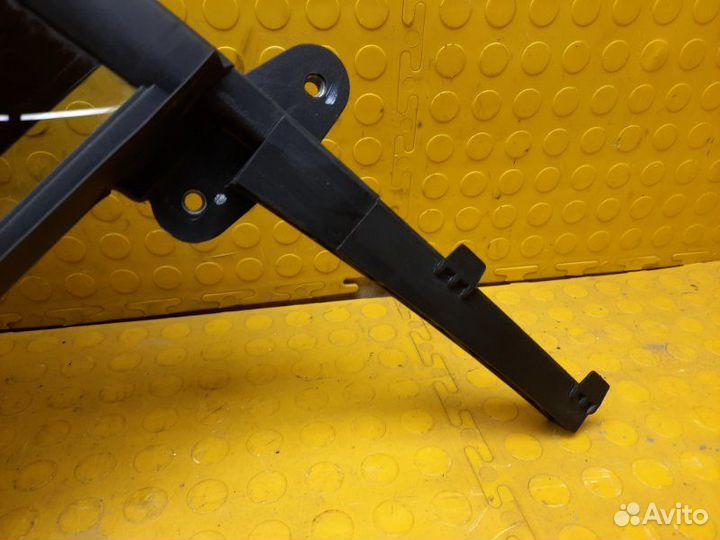 Стекло двери заднее правое Volkswagen Polo CK