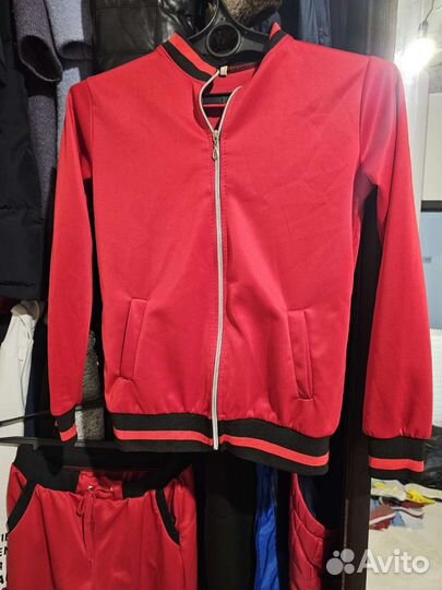 Продам костюм на девочку