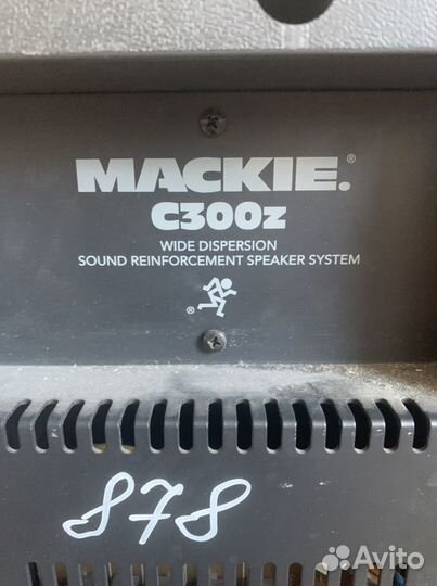 Продам пасивную эстрадную колонку mackie c 300z