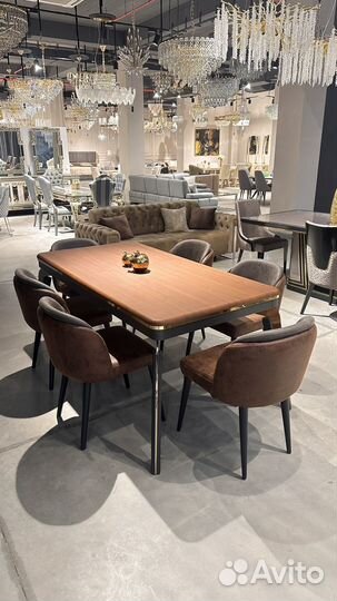 Продавец консультант мебели