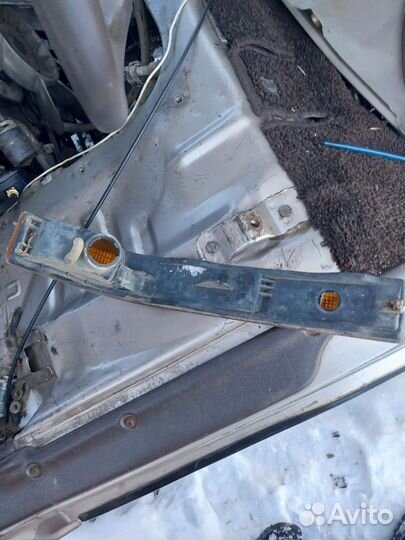 Поворотник правый Toyota Master Ace surf