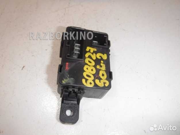 Блок реле Киа Rio 4