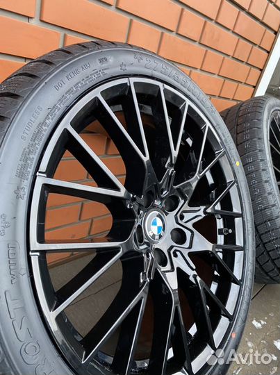 R19 Royal Black Royal Winter UHP 245/40, PCD 5x112 DIA 66.6