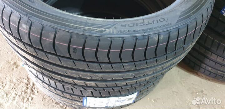 Triangle EffeXSport TH202 245/40 R19 97Y