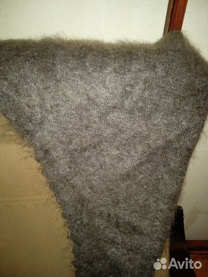 Платок шерстяной новый