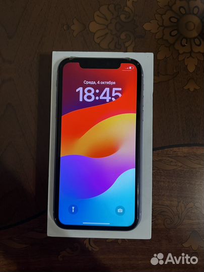 iPhone 11, 64 ГБ
