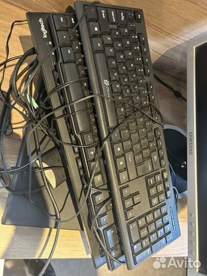 Монитор, клавиатура, мышка