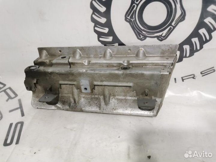 Экран тепловой Audi A4 (B8, 8k2) 2007-2015