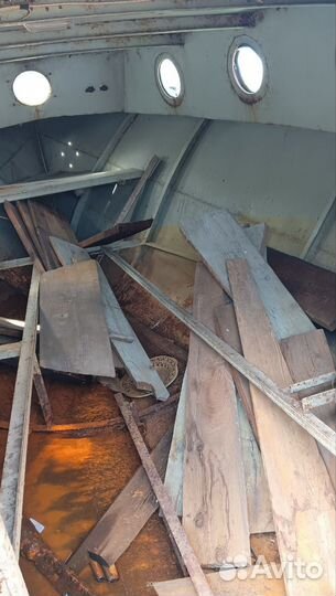 Лодка рыбацкая металическая