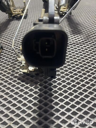 Замок двери Lifan X60