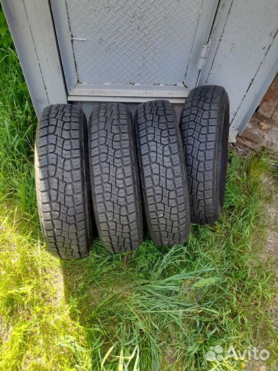 Pirelli Scorpion 185/75 R16