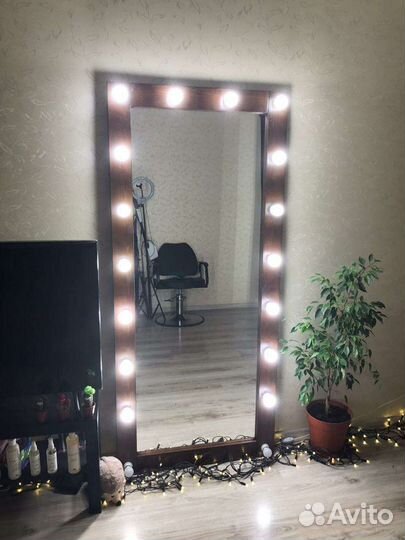 Гримерное зеркало