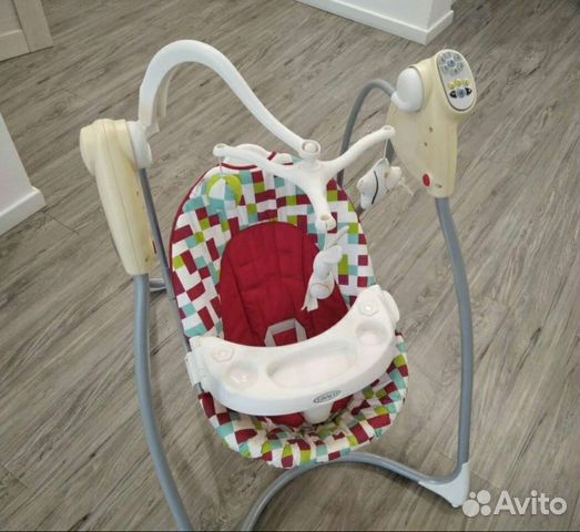 Детские электронные качели graco