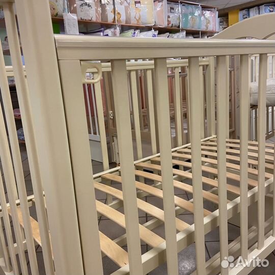 Детская кроватка с маятником Сильвия-5