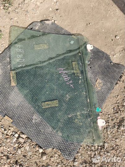 Стекло переднее правое Honda Cr-V RD1