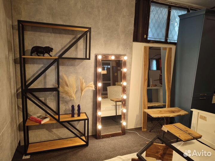 Зеркало с подсветкой в полный рост