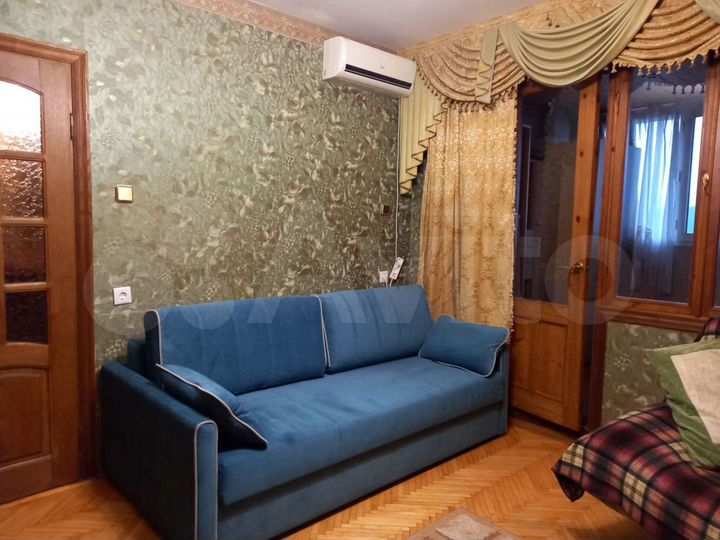 2-к. квартира, 60 м², 9/9 эт.