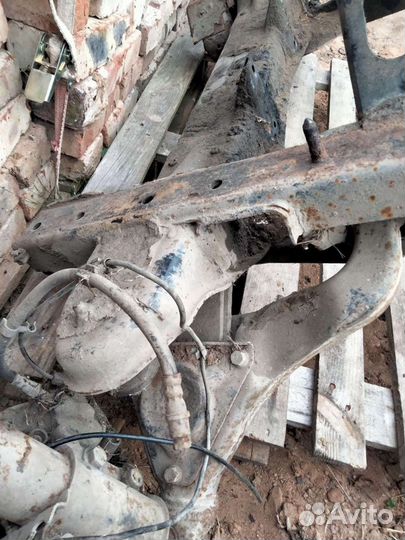 Передний подрамник Volkswagen LT 1995-2006