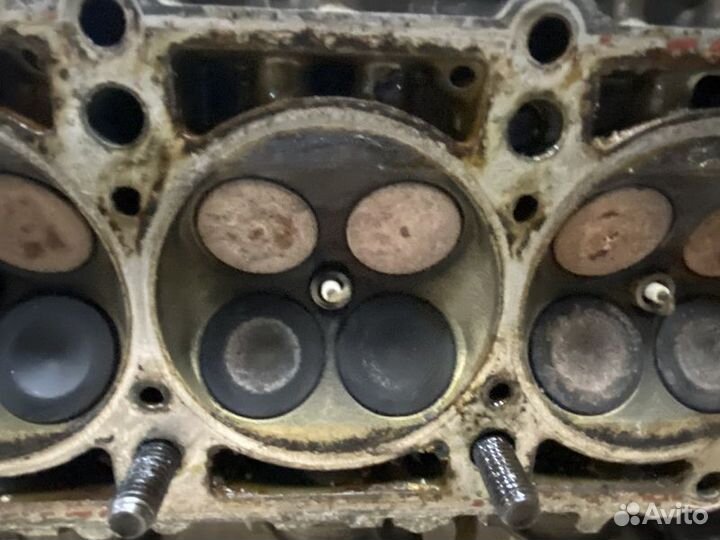 Головка блока цилиндров (гбц ) Mercedes-Benz C W20
