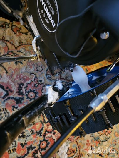 Снегоуборщик бензиновый бу