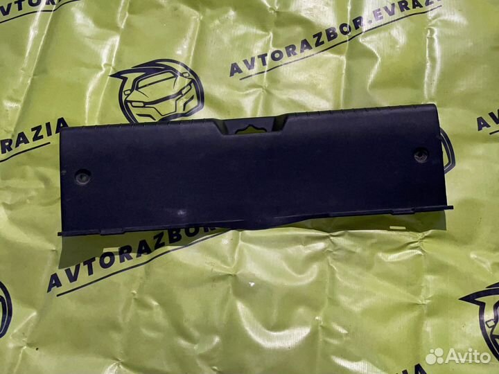 Обшивка задней панели багажника Hyundai Elantra 4