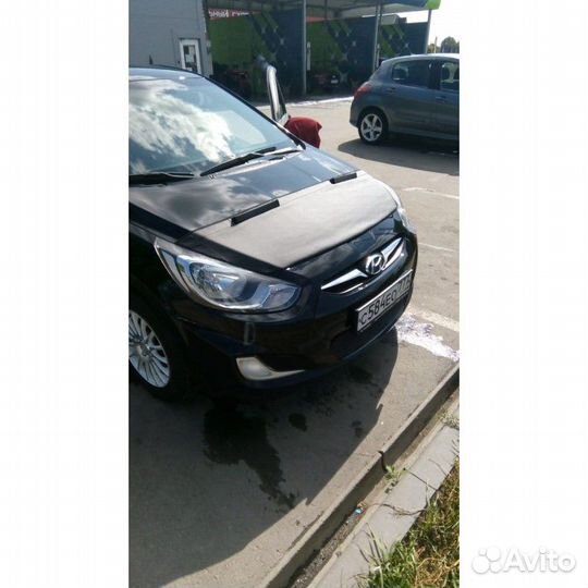 Дефлектор капота Hyundai Solaris 1