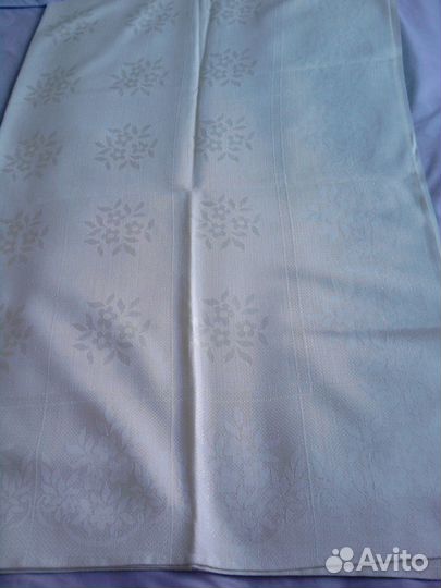 Новое постельное бельё, скатерть, шторки