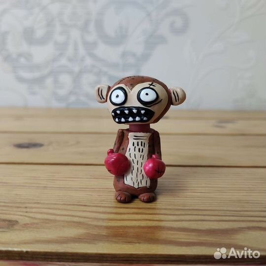 Фигурка Gus Fink Squiggie