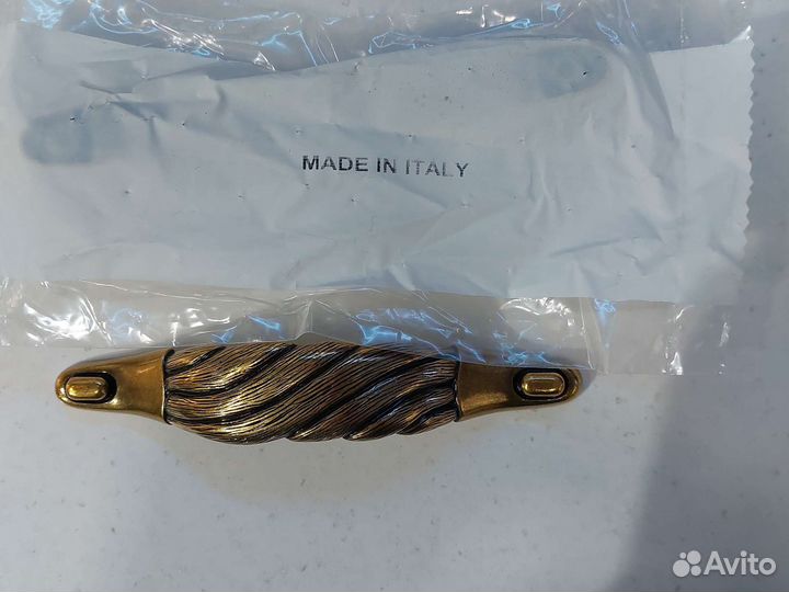 Мебельные ручки италия