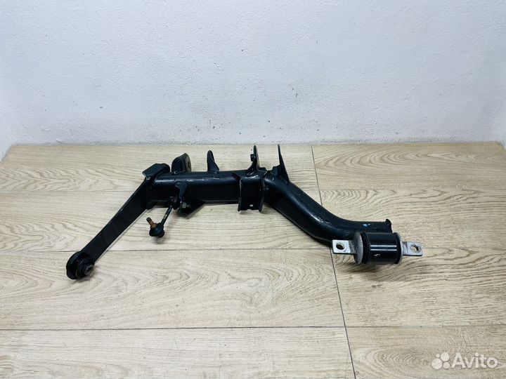 Рычаг задний левый нижний Honda CR-V 3