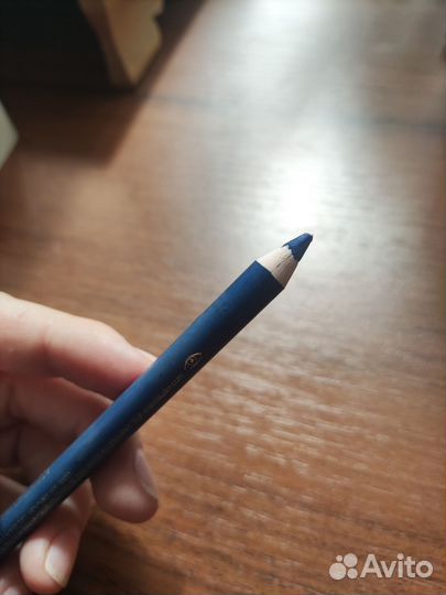 Карандаш для глаз Estee lauder 09 electric cobalt