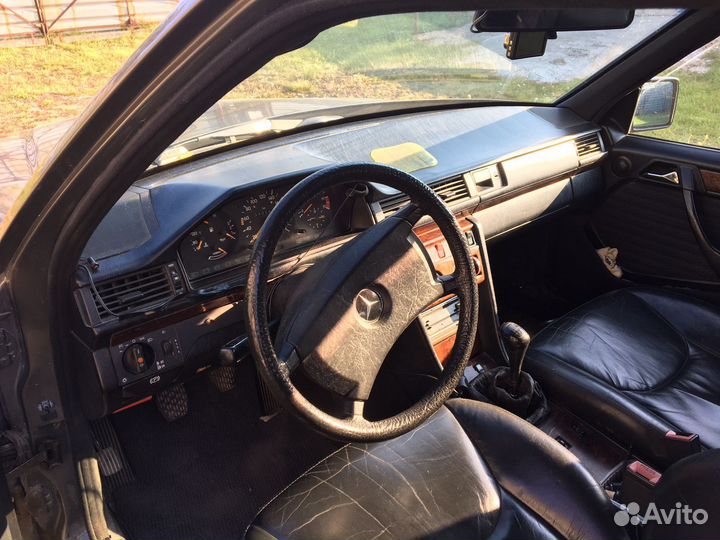 Mercedes-Benz E-класс 2.0 МТ, 2001, 350 000 км