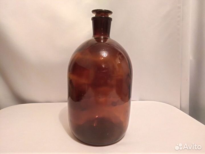 Старинная бутыль из тёмного стекла 5 литров