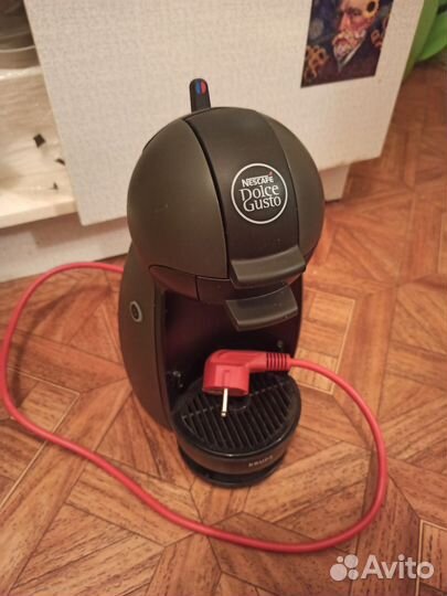 Кофемашина Nescafe dolce gusto (капсульная)