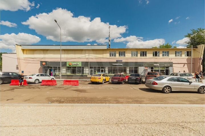 Продам торговое помещение, 950 м²