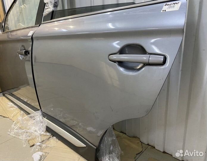 Дверь задняя левая Mitsubishi Outlander 3