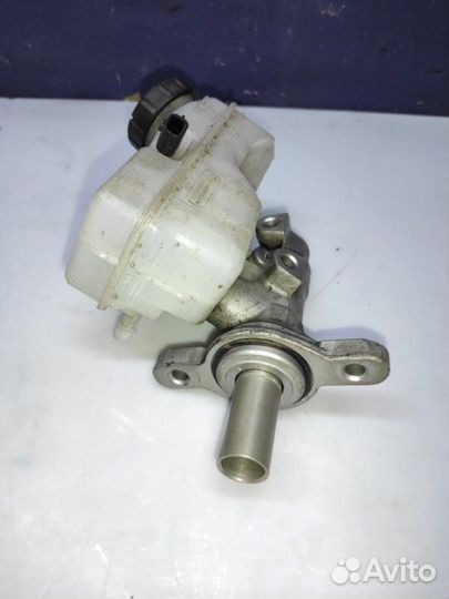 Главный тормозной цилиндр Vaz Largus R90 ваз-11189