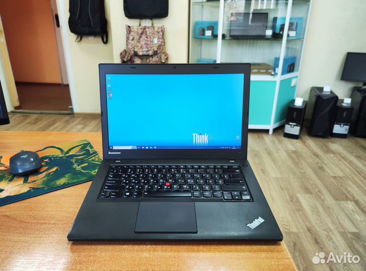 Быстрый компактный Lenovo Core i5/ 8Gb/ SSD240Gb