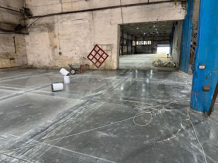 Склад, 923 м²